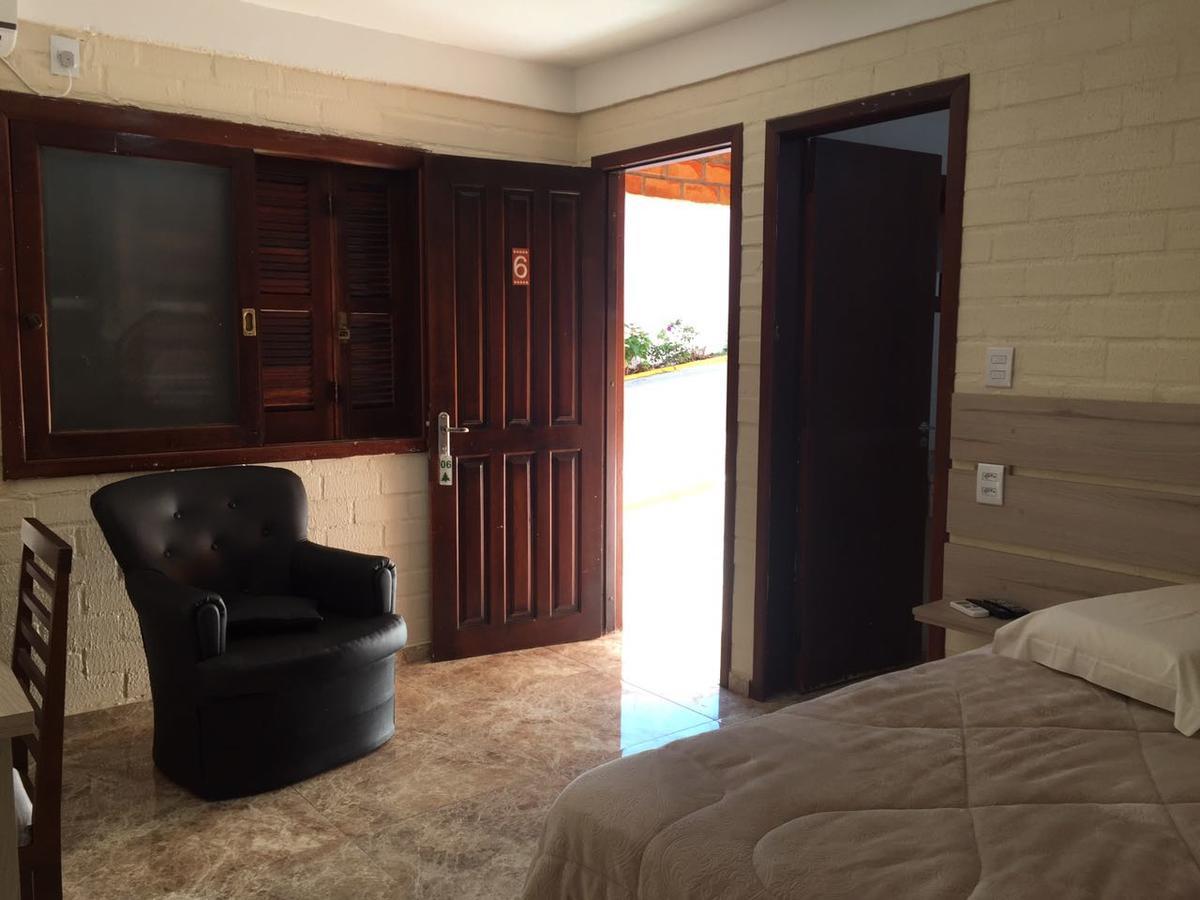 Hotel Pinheiro Круз Алта Екстериор снимка