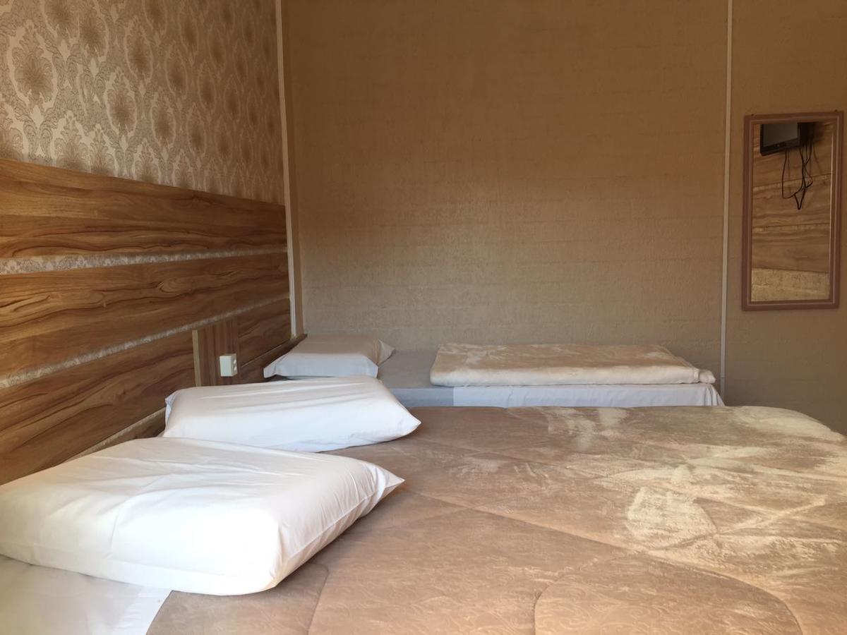 Hotel Pinheiro Круз Алта Екстериор снимка